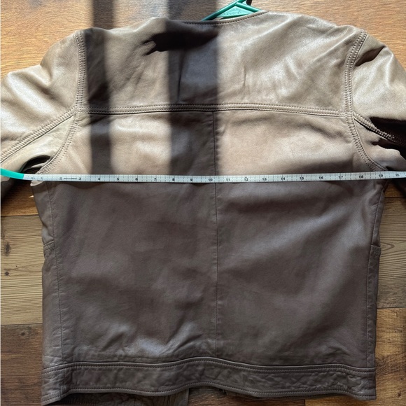 Hinge leather jacket - Picture 7 of 8